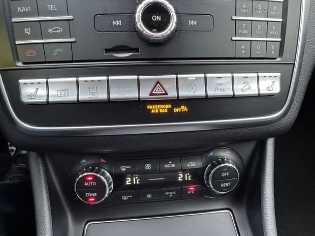 Mercedes-Benz GLA i Jönköping