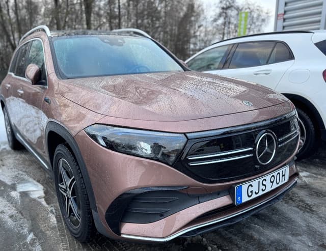Mercedes-Benz EQB i Jönköping