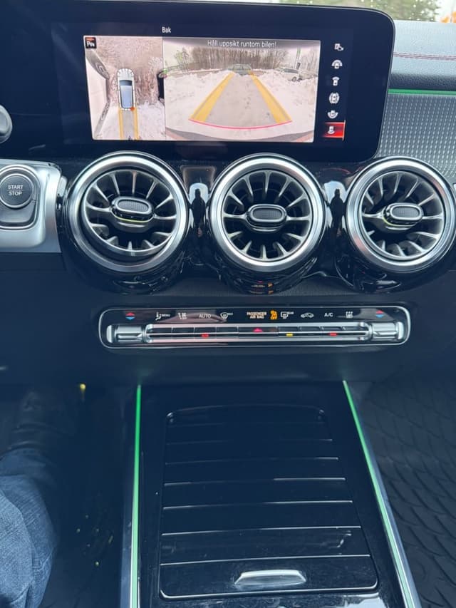 Mercedes-Benz EQB i Jönköping